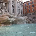 Persia Collection Trevi 招待所 4*