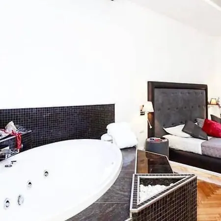 Persia Collection Trevi Affittacamere 4*